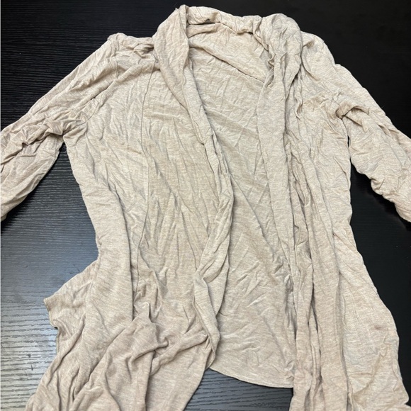 Lot of Medium Women’s Clothes - Picture 12 of 13